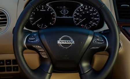 2020 Nissan Pathfinder Platinum 4WD Interior Steering Wheel Wallpapers 450x275 (12)