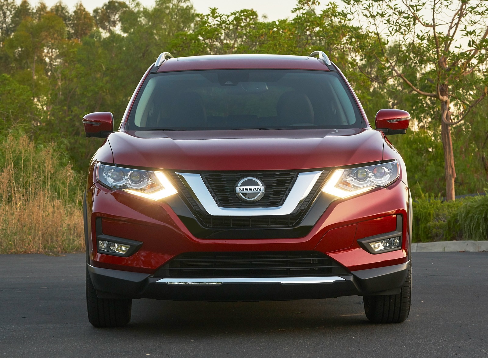 2020 Nissan Rogue Front Wallpapers #9 of 26