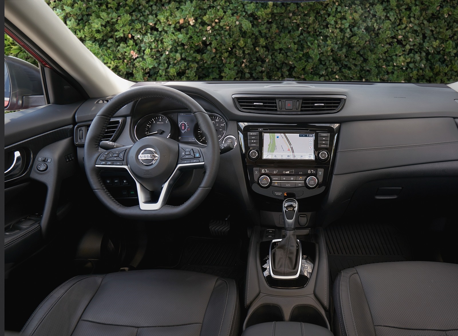 2020 Nissan Rogue Interior Cockpit Wallpapers #18 of 26