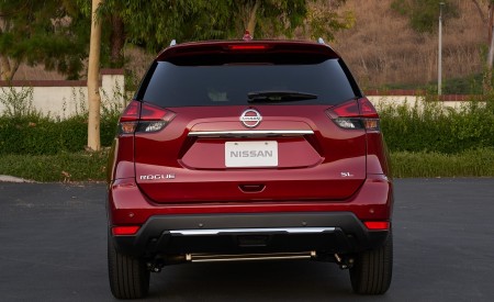 2020 Nissan Rogue Rear Wallpapers 450x275 (7)
