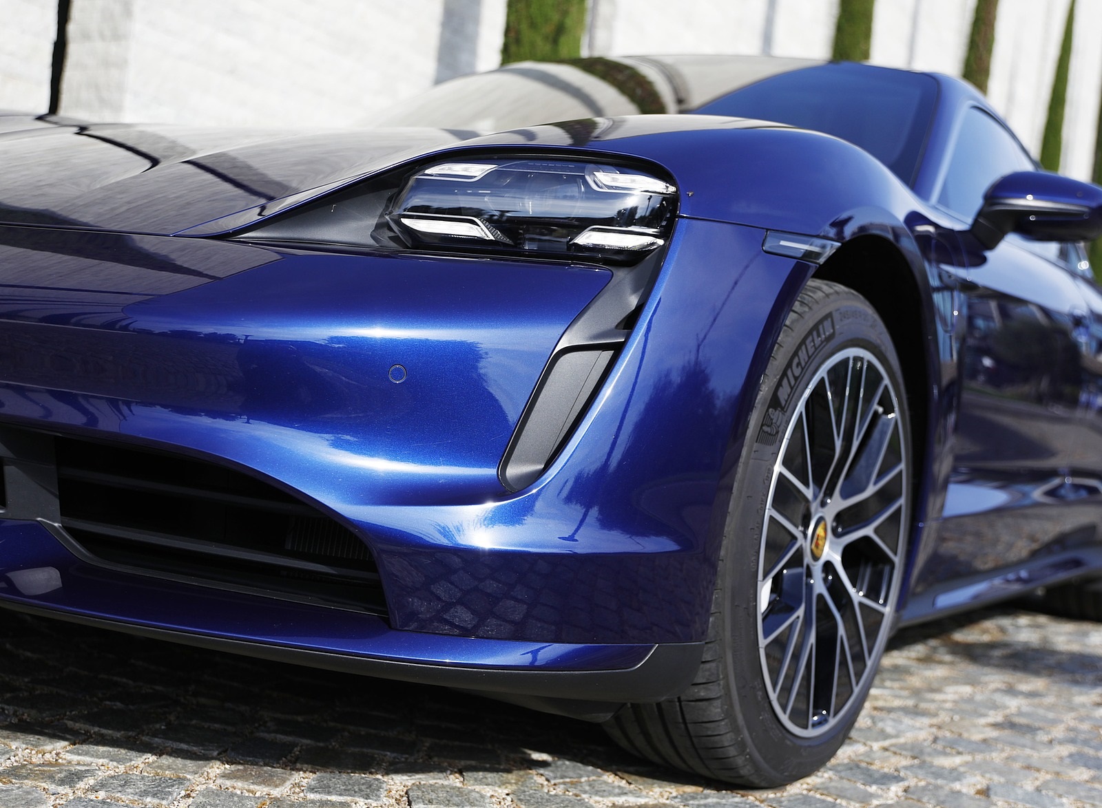 2020 Porsche Taycan Turbo (Color: Gentian Blue Metallic) Headlight Wallpapers #11 of 72