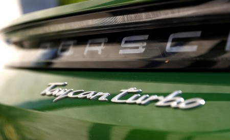 2020 Porsche Taycan Turbo (Color: Mamba Green Metallic) Badge Wallpapers 450x275 (34)