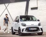 2020 Smart EQ ForFour Front Three-Quarter Wallpapers 150x120 (15)
