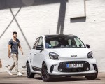 2020 Smart EQ ForFour Front Three-Quarter Wallpapers 150x120