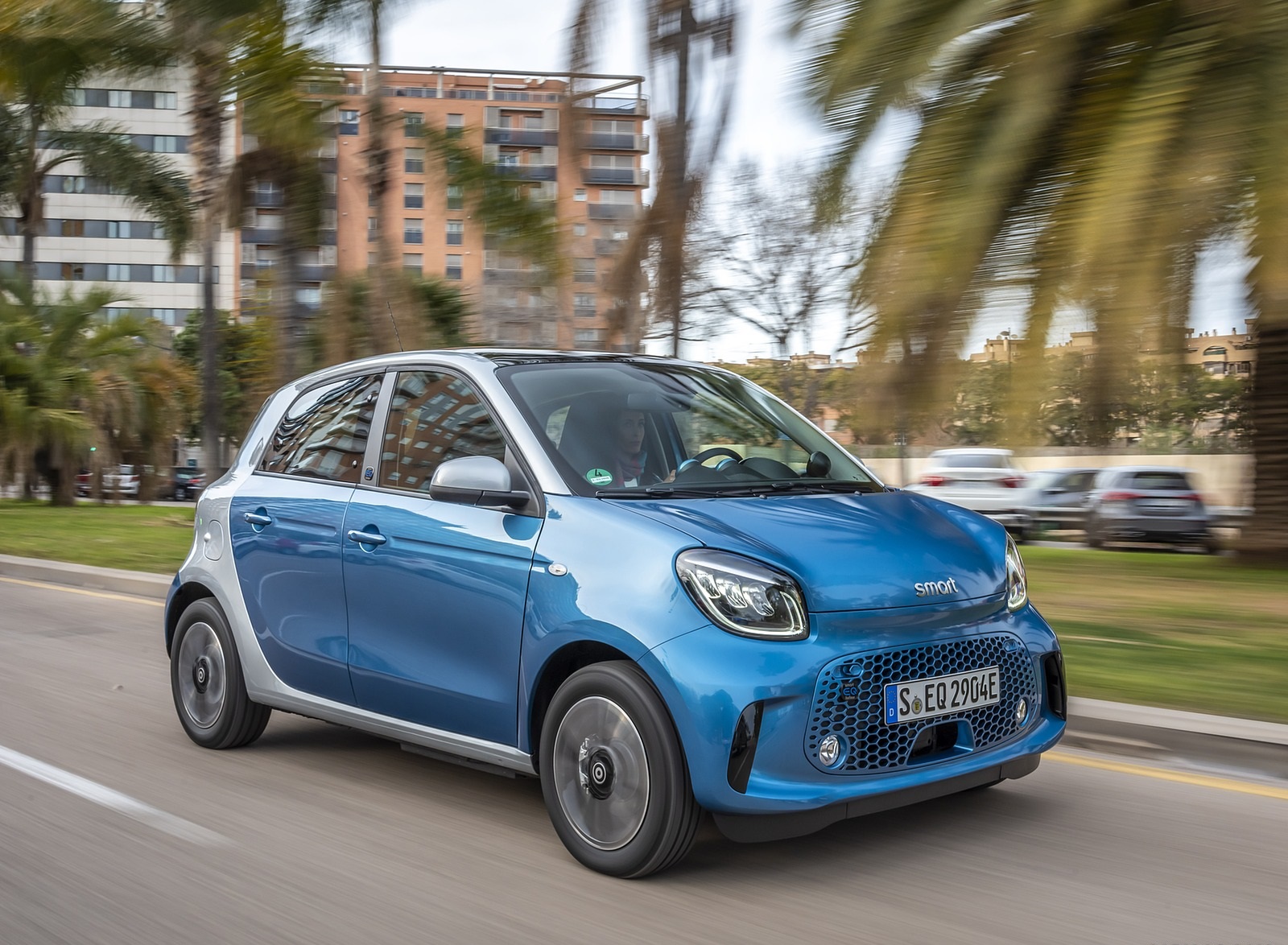 2020 Smart EQ ForFour Passion Line (Color: Steel Blue) Front Three-Quarter Wallpapers #45 of 80