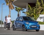 2020 Smart EQ ForFour Passion Line (Color: Steel Blue) Front Three-Quarter Wallpapers 150x120