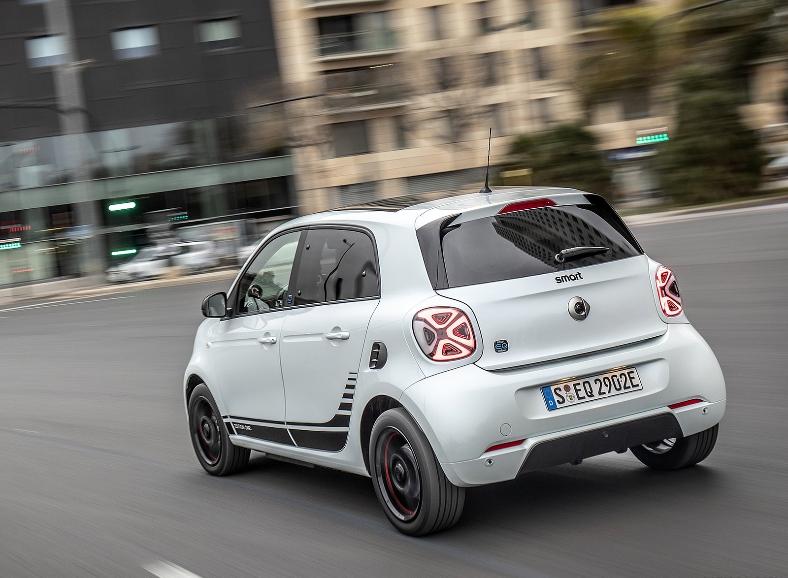 2020 Smart EQ ForFour Pulse Line (Color: Ice White) Rear Three-Quarter Wallpapers #4 of 80