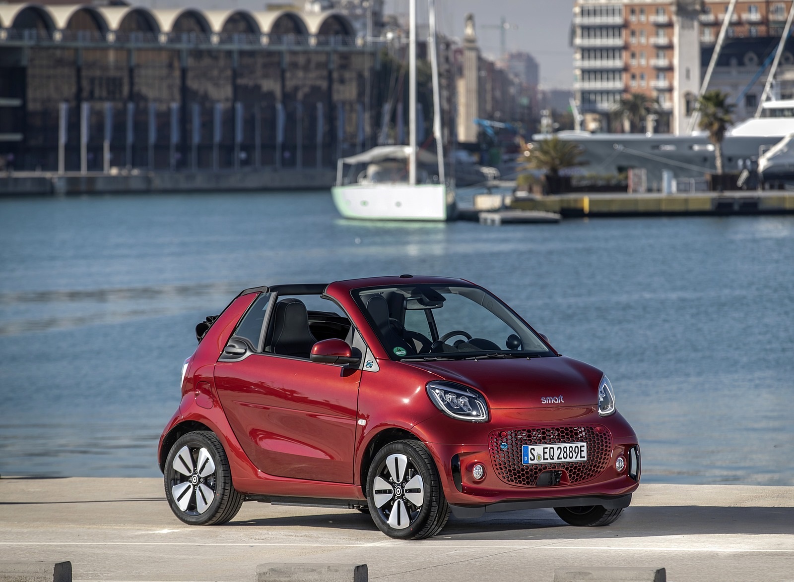 2020 Smart EQ ForTwo Cabrio Prime Line (Color: Carmine Red) Front Three-Quarter Wallpapers #45 of 100