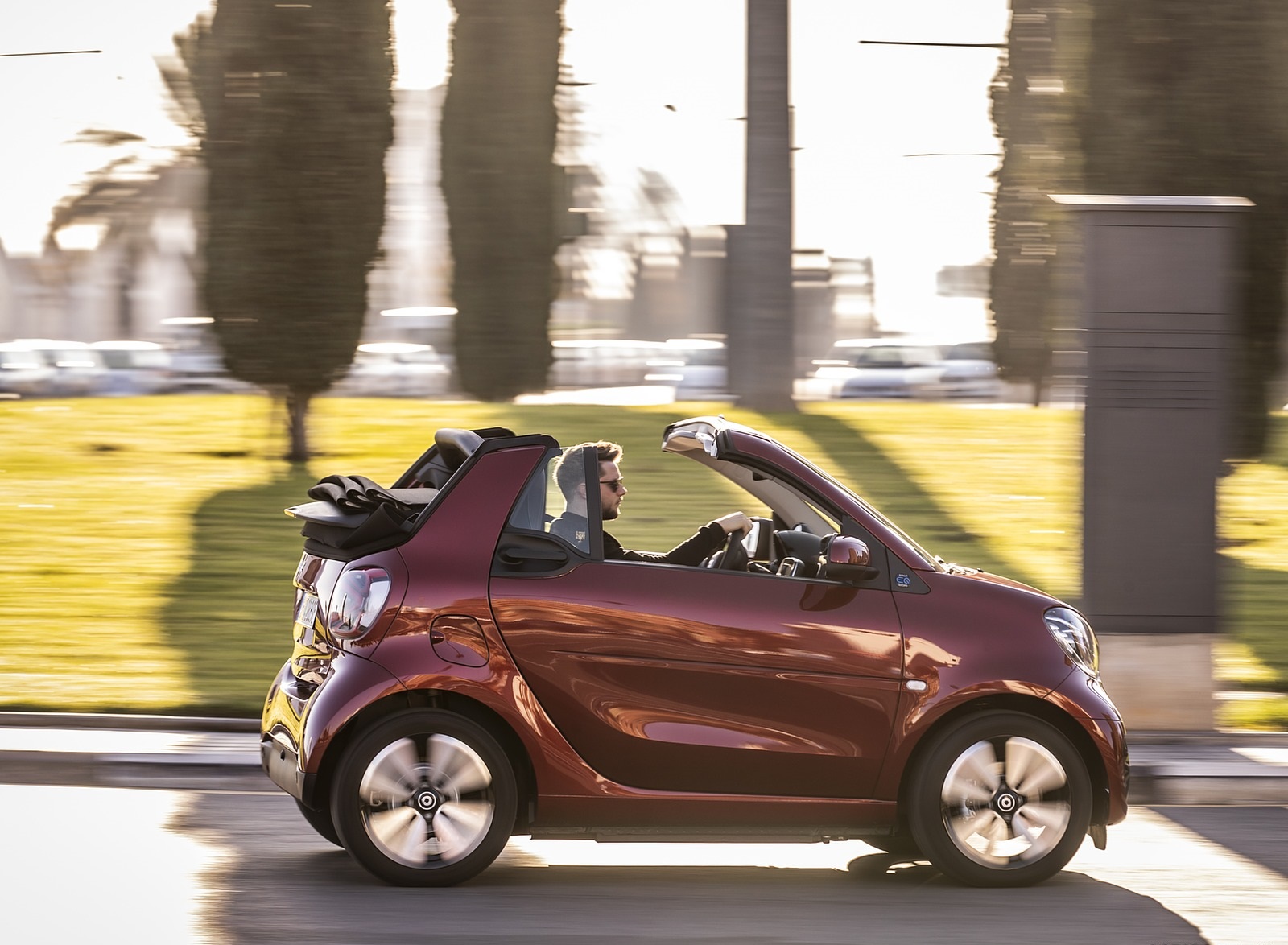 2020 Smart EQ ForTwo Cabrio Prime Line (Color: Carmine Red) Side Wallpapers #5 of 100