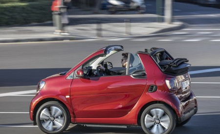 2020 Smart EQ ForTwo Cabrio Prime Line (Color: Carmine Red) Side Wallpapers 450x275 (19)