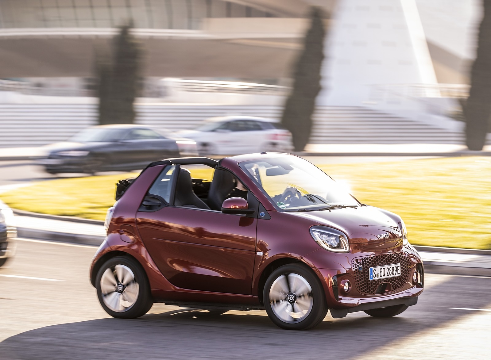 2020 Smart EQ ForTwo Cabrio Prime Line (Color: Carmine Red) Side Wallpapers #8 of 100