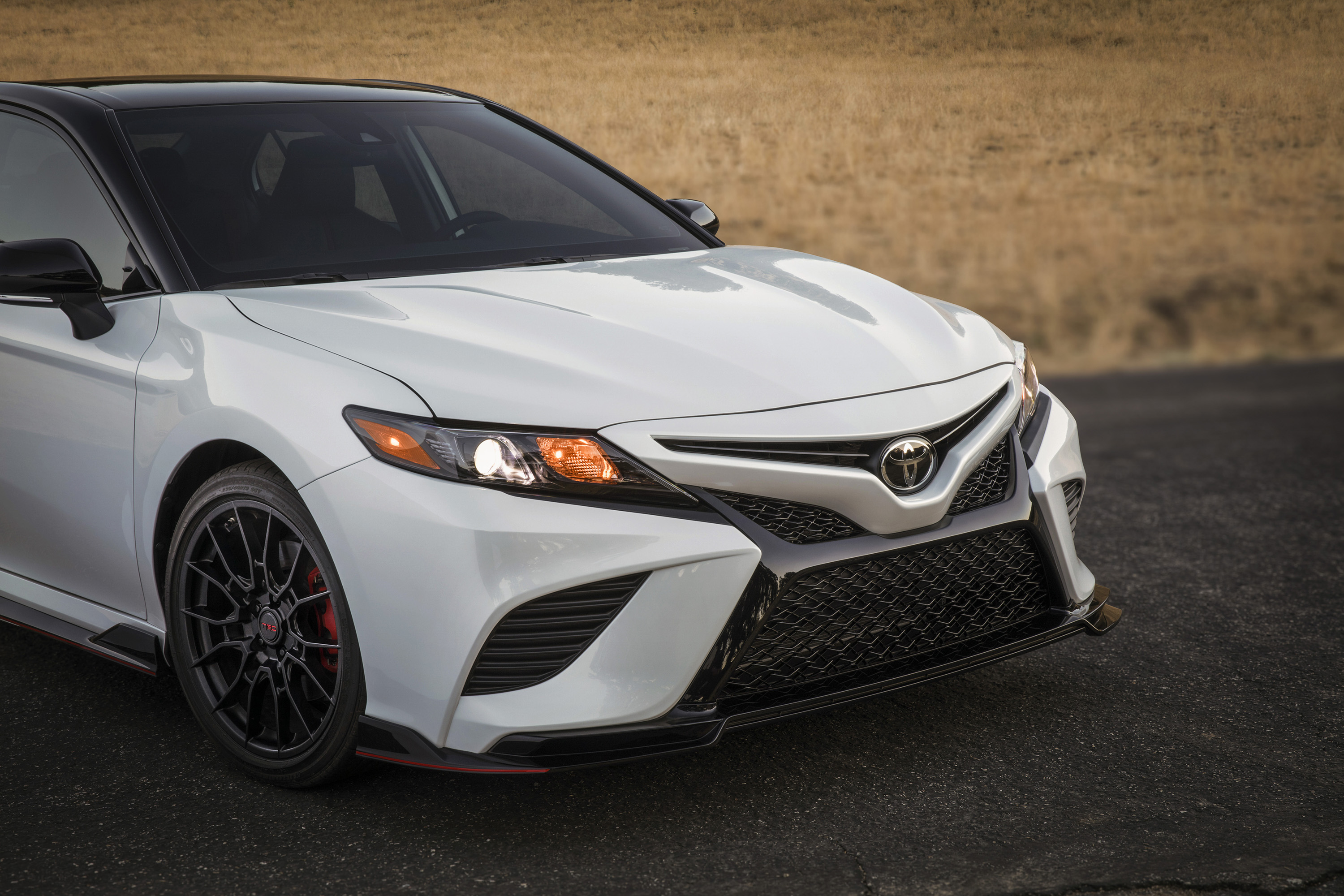 2020 Toyota Camry TRD Front Bumper Wallpapers #19 of 23