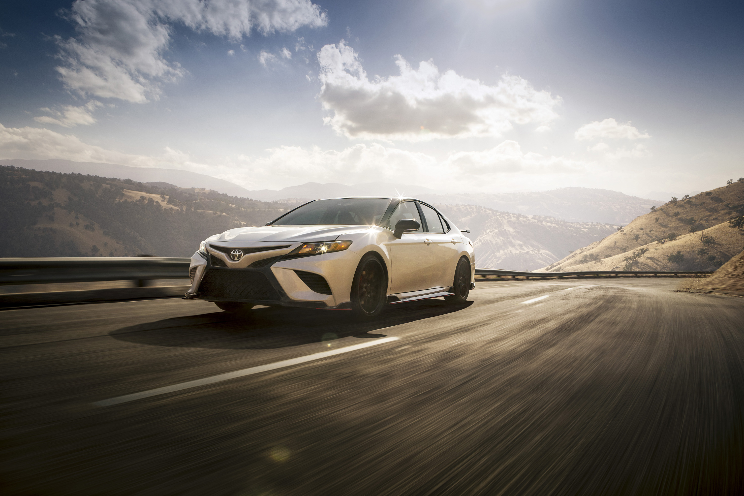 2020 Toyota Camry TRD Front Three-Quarter Wallpapers #13 of 23