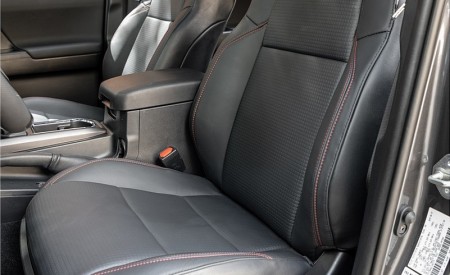 2020 Toyota Tacoma TRD Pro Interior Seats Wallpapers 450x275 (31)