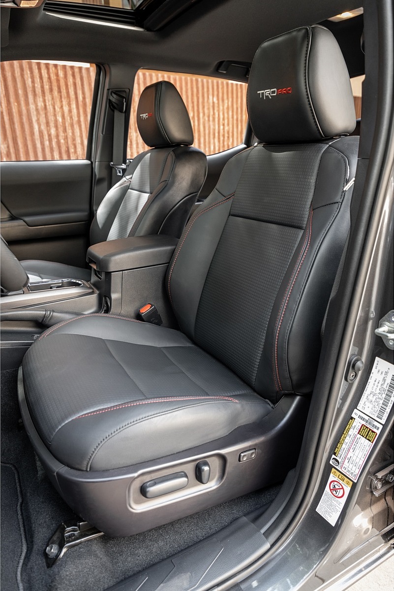 2020 Toyota Tacoma TRD Pro Interior Seats Wallpapers #31 of 35