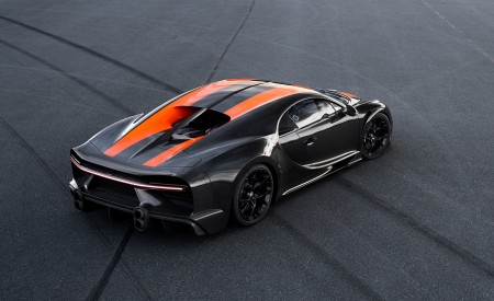 2021 Bugatti Chiron Super Sport 300+ Rear Three-Quarter Wallpapers 450x275 (11)