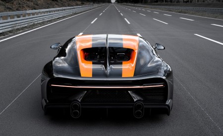 2021 Bugatti Chiron Super Sport 300+ Rear Wallpapers 450x275 (8)