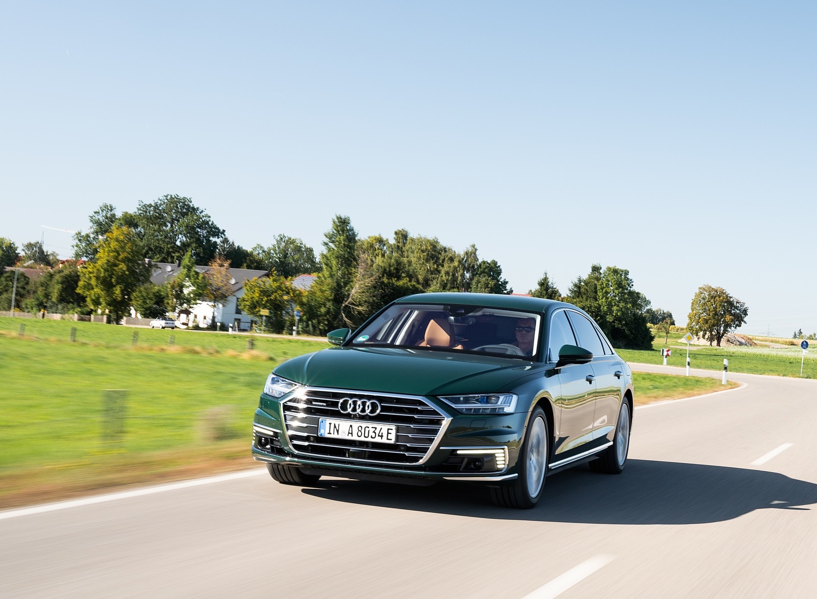 2020 Audi A8 L 60 TFSI e quattro Plug-In Hybrid (Color: Goodwood Green) Front Three-Quarter Wallpapers #3 of 49