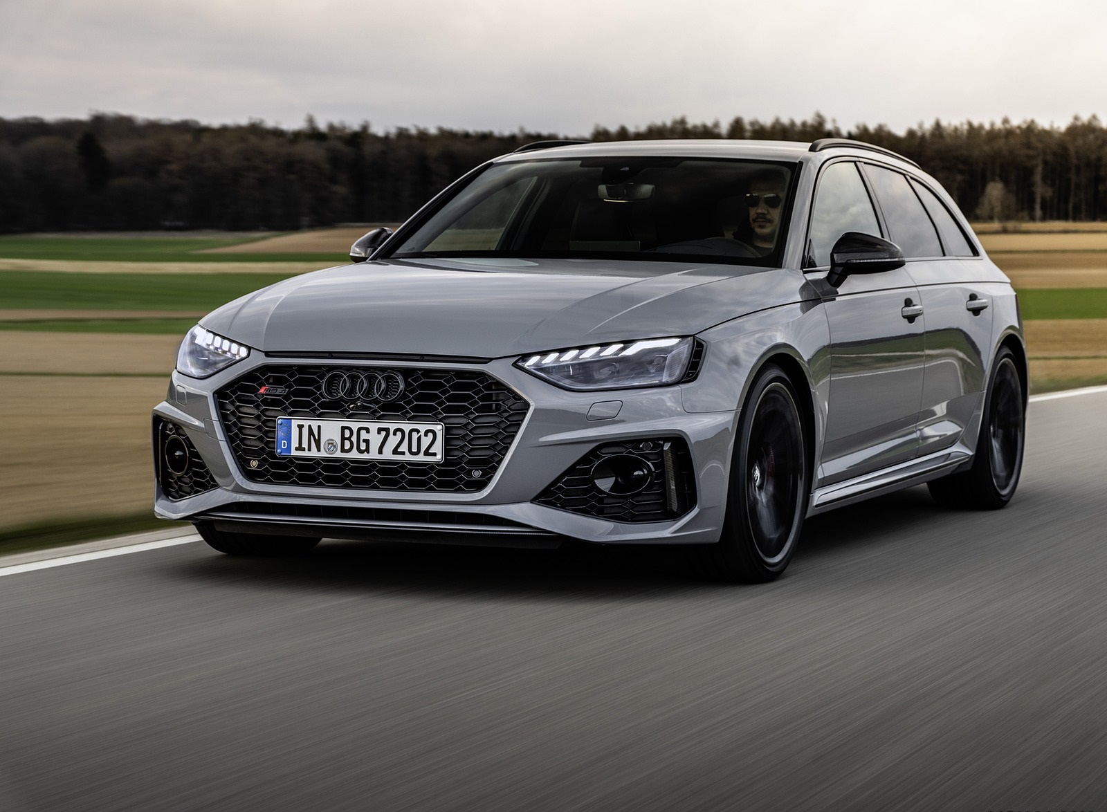 2020 Audi RS 4 Avant (Color: Nardo Gray) Front Three-Quarter Wallpapers (8)