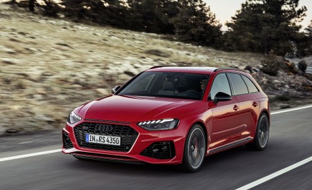 2020 Audi RS 4 Avant (Color: Tango Red) Front Three-Quarter Wallpapers 450x275 (41)
