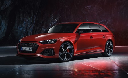 2020 Audi RS 4 Avant (Color: Tango Red) Front Three-Quarter Wallpapers 450x275 (68)