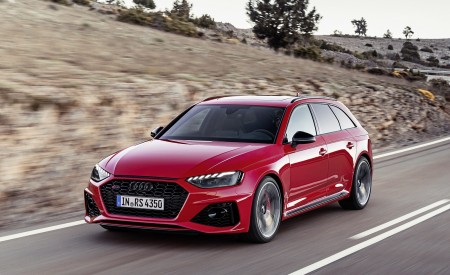 2020 Audi RS 4 Avant (Color: Tango Red) Front Three-Quarter Wallpapers 450x275 (42)