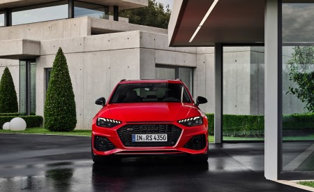 2020 Audi RS 4 Avant (Color: Tango Red) Front Wallpapers 450x275 (62)