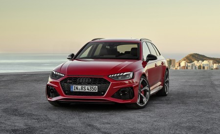 2020 Audi RS 4 Avant (Color: Tango Red) Front Wallpapers 450x275 (50)