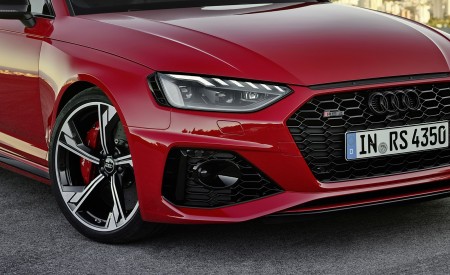 2020 Audi RS 4 Avant (Color: Tango Red) Headlight Wallpapers 450x275 (56)