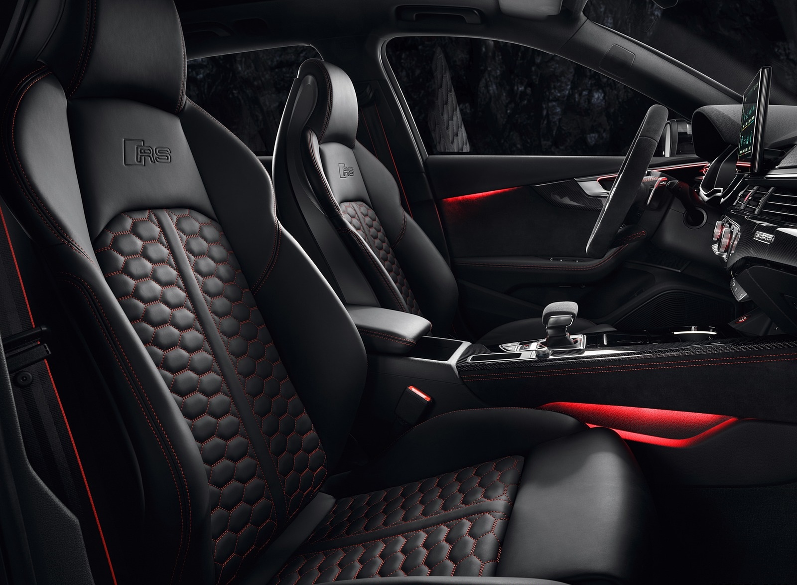 2020 Audi RS 4 Avant (Color: Tango Red) Interior Front Seats Wallpapers #81 of 98