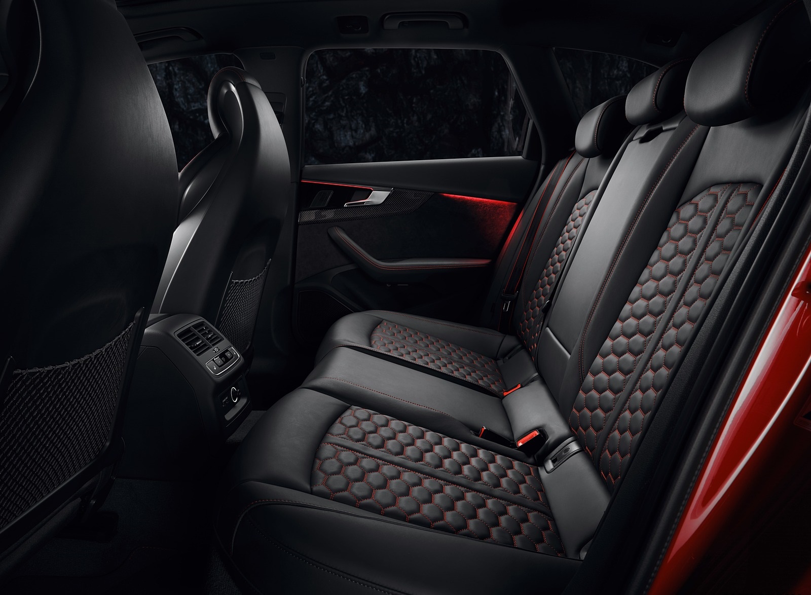2020 Audi RS 4 Avant (Color: Tango Red) Interior Rear Seats Wallpapers #80 of 98