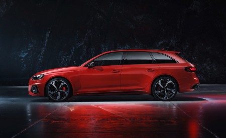 2020 Audi RS 4 Avant (Color: Tango Red) Side Wallpapers 450x275 (75)