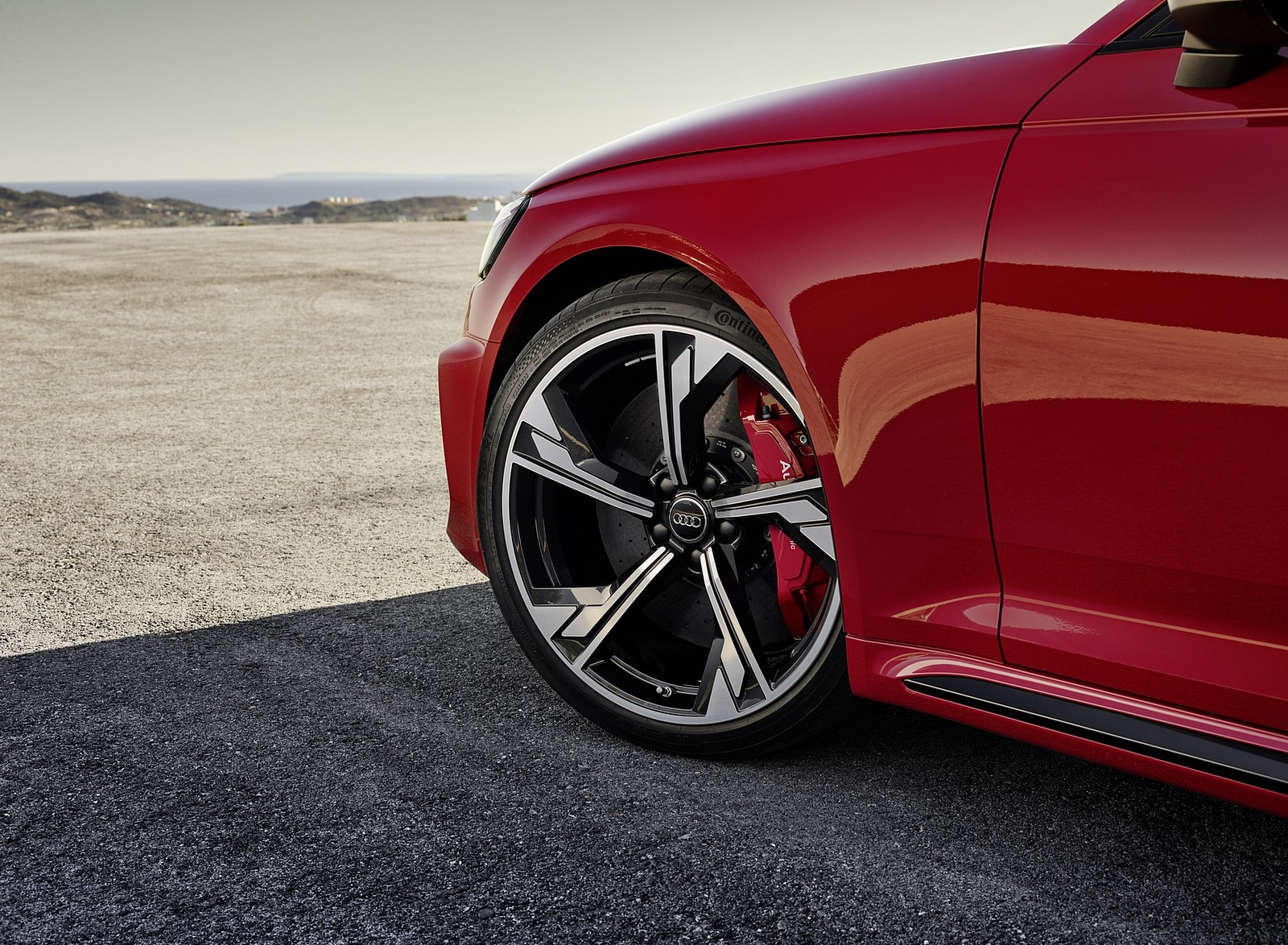 2020 Audi RS 4 Avant (Color: Tango Red) Wheel Wallpapers #58 of 98