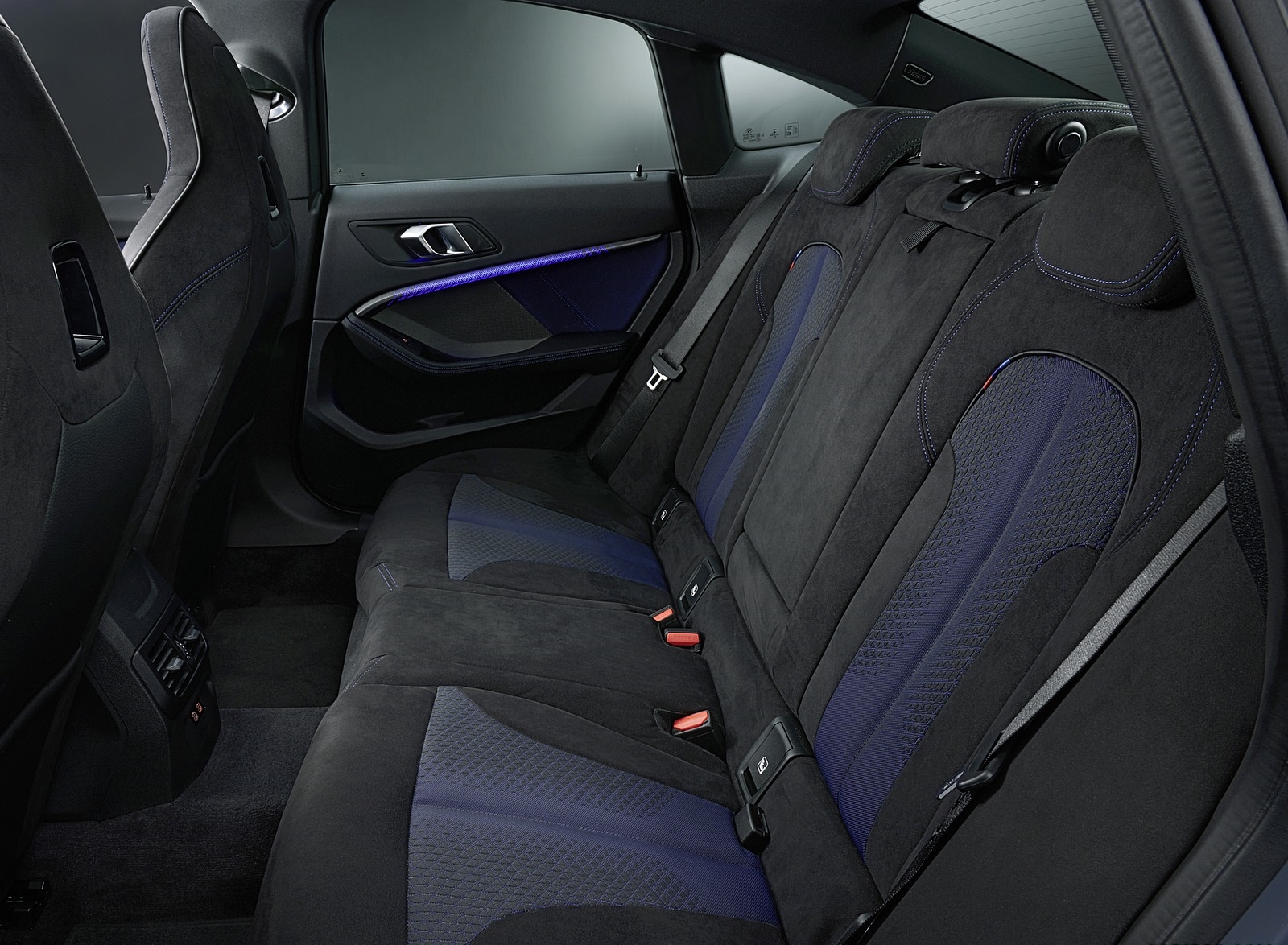 2020 BMW 2 Series 220d Gran Coupe M Sport (Color: Storm Bay Metallic) Interior Rear Seats Wallpapers #51 of 69