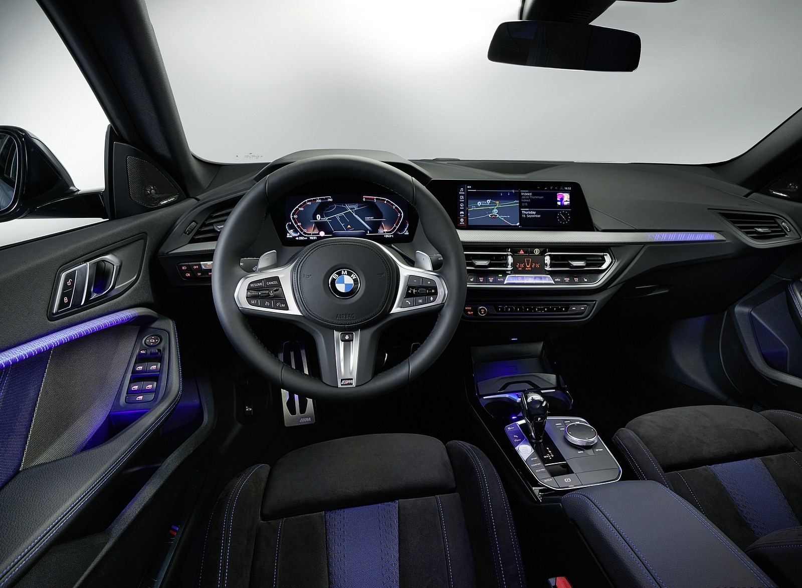 2020 BMW 2 Series 220d Gran Coupe M Sport (Color: Storm Bay Metallic) Interior Wallpapers #57 of 69