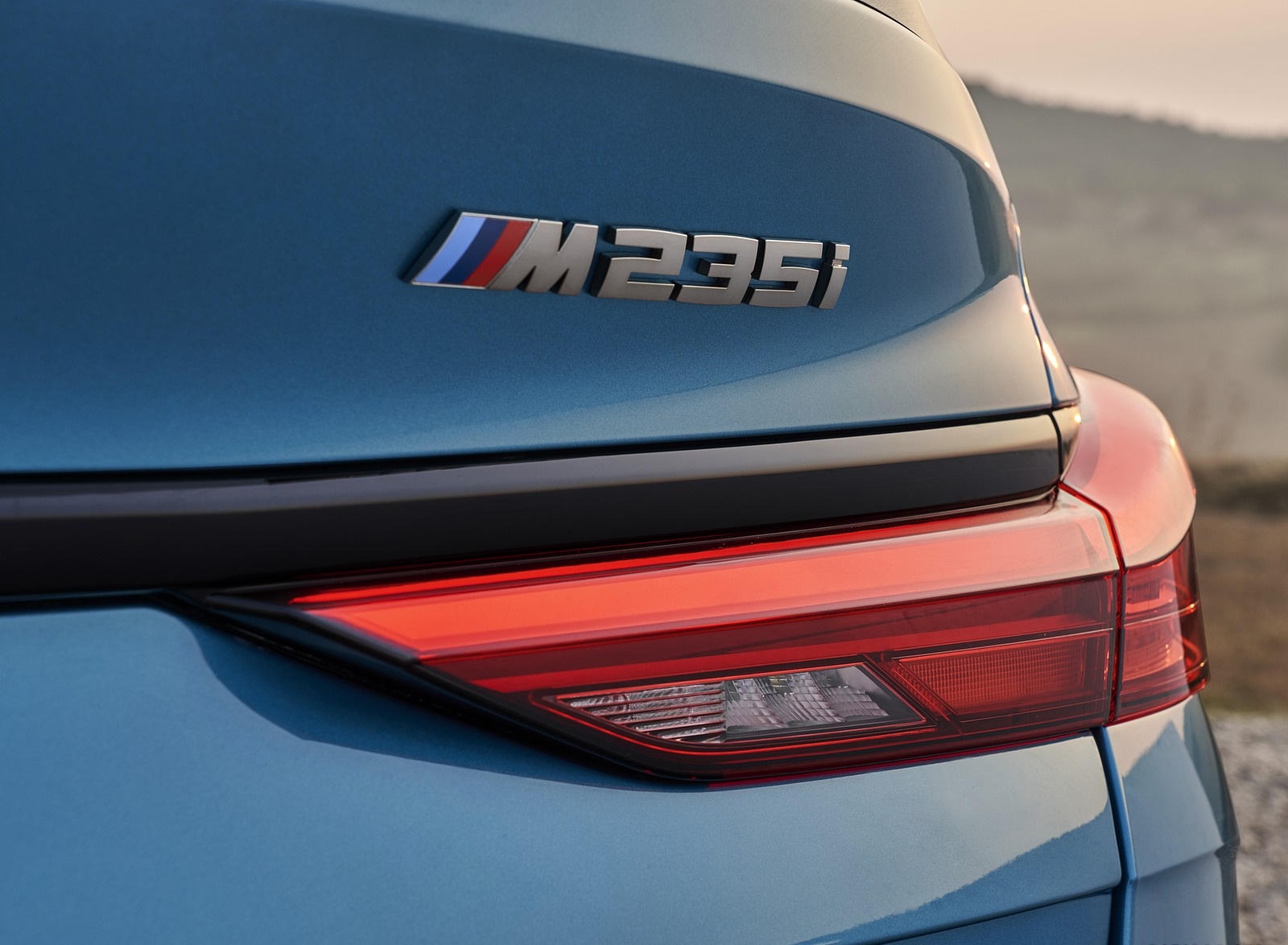 2020 BMW M235i Gran Coupe xDrive (Color: Snapper Rocks Blue Metallic) Badge Wallpapers #39 of 48