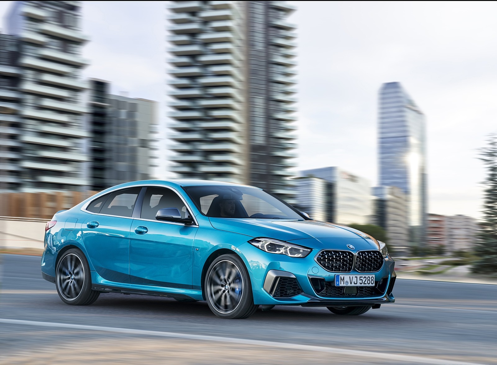 2020 BMW M235i Gran Coupe xDrive (Color: Snapper Rocks Blue Metallic) Front Three-Quarter Wallpapers (1)