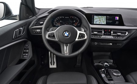 2020 BMW M235i Gran Coupe xDrive (Color: Snapper Rocks Blue Metallic) Interior Wallpapers 450x275 (45)