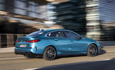 2020 BMW M235i Gran Coupe xDrive (Color: Snapper Rocks Blue Metallic) Rear Three-Quarter Wallpapers 450x275 (2)