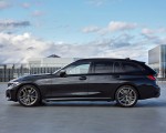 2020 BMW M340i xDrive Touring (Color: Black Sapphire Metallic) Side Wallpapers 150x120 (42)