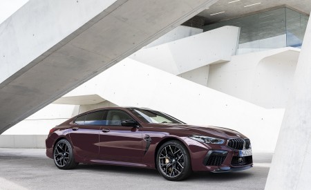 2020 BMW M8 Gran Coupe Competition Front Three-Quarter Wallpapers 450x275 (34)