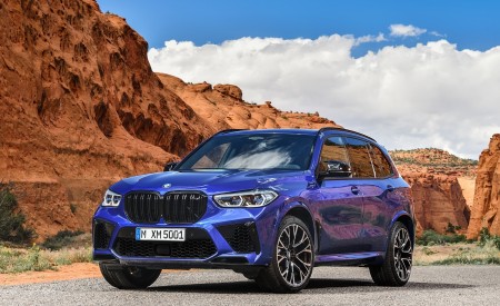 2020 BMW X5 M Competition Front Three-Quarter Wallpapers 450x275 (31)