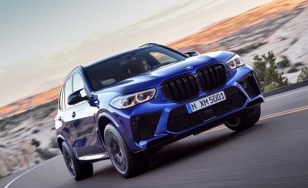 2020 BMW X5 M Competition Front Three-Quarter Wallpapers 450x275 (12)