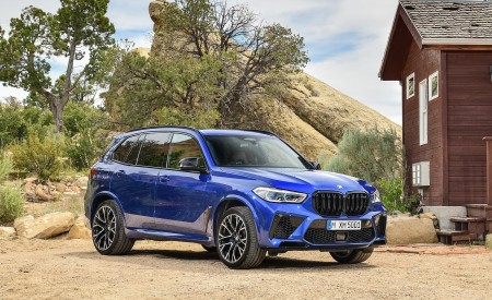 2020 BMW X5 M Competition Front Three-Quarter Wallpapers 450x275 (32)