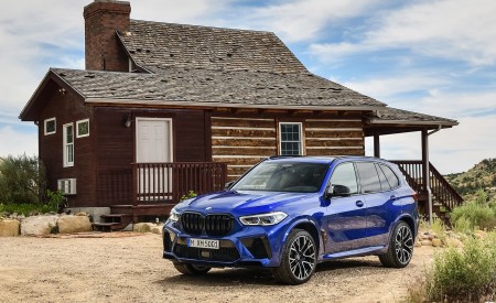 2020 BMW X5 M Competition Front Three-Quarter Wallpapers 450x275 (33)