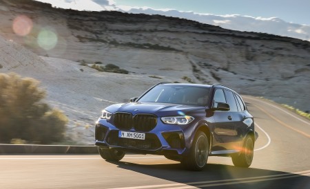 2020 BMW X5 M Competition Front Three-Quarter Wallpapers 450x275 (15)