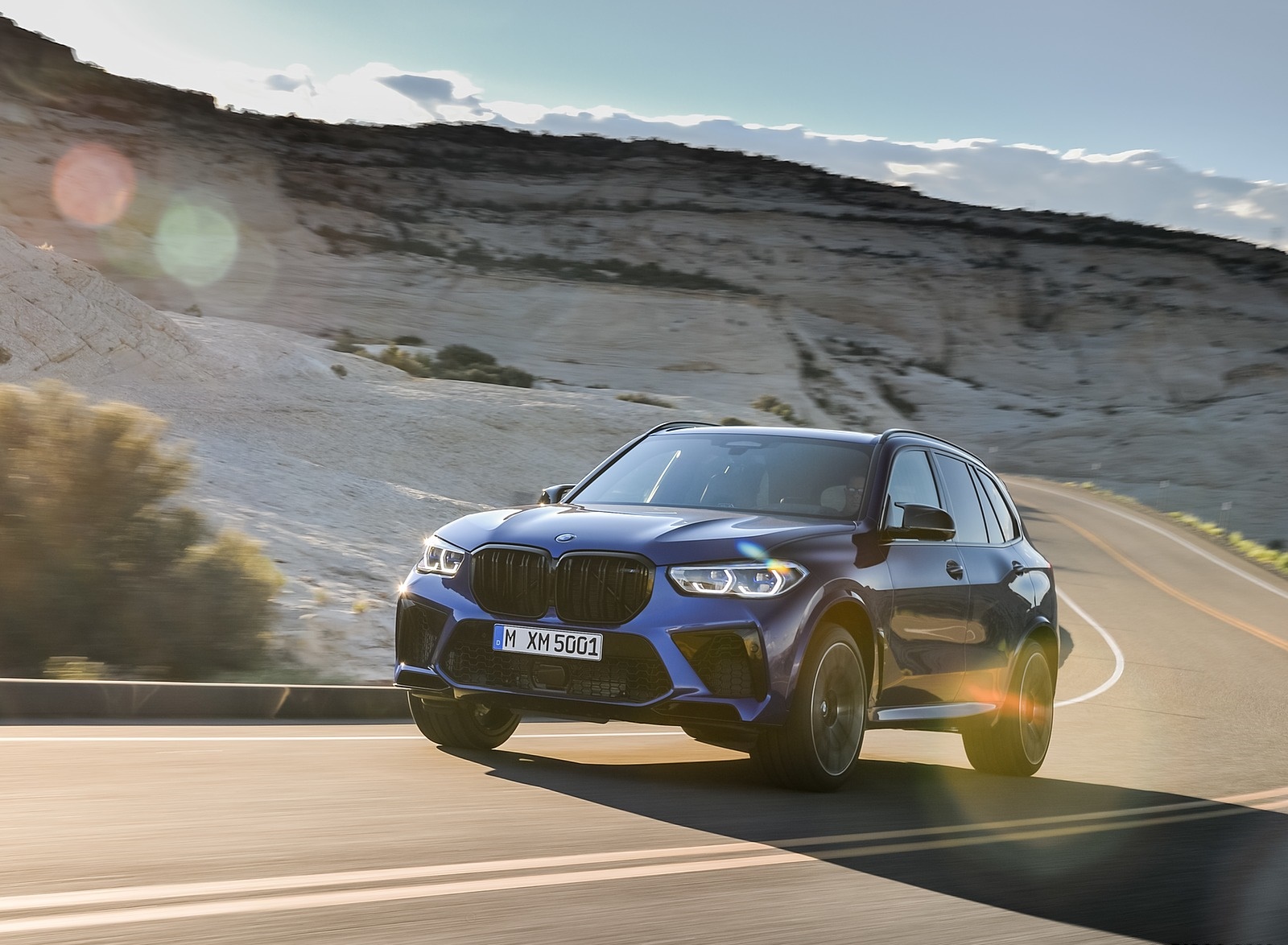 2020 BMW X5 M Competition Front Three-Quarter Wallpapers #15 of 78