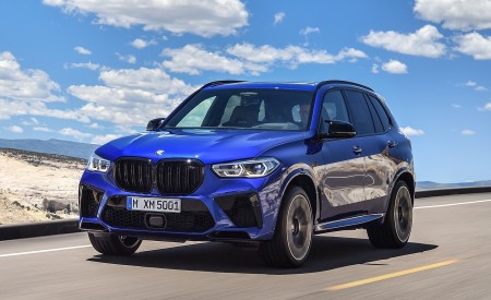 2020 BMW X5 M Competition Front Three-Quarter Wallpapers 450x275 (7)