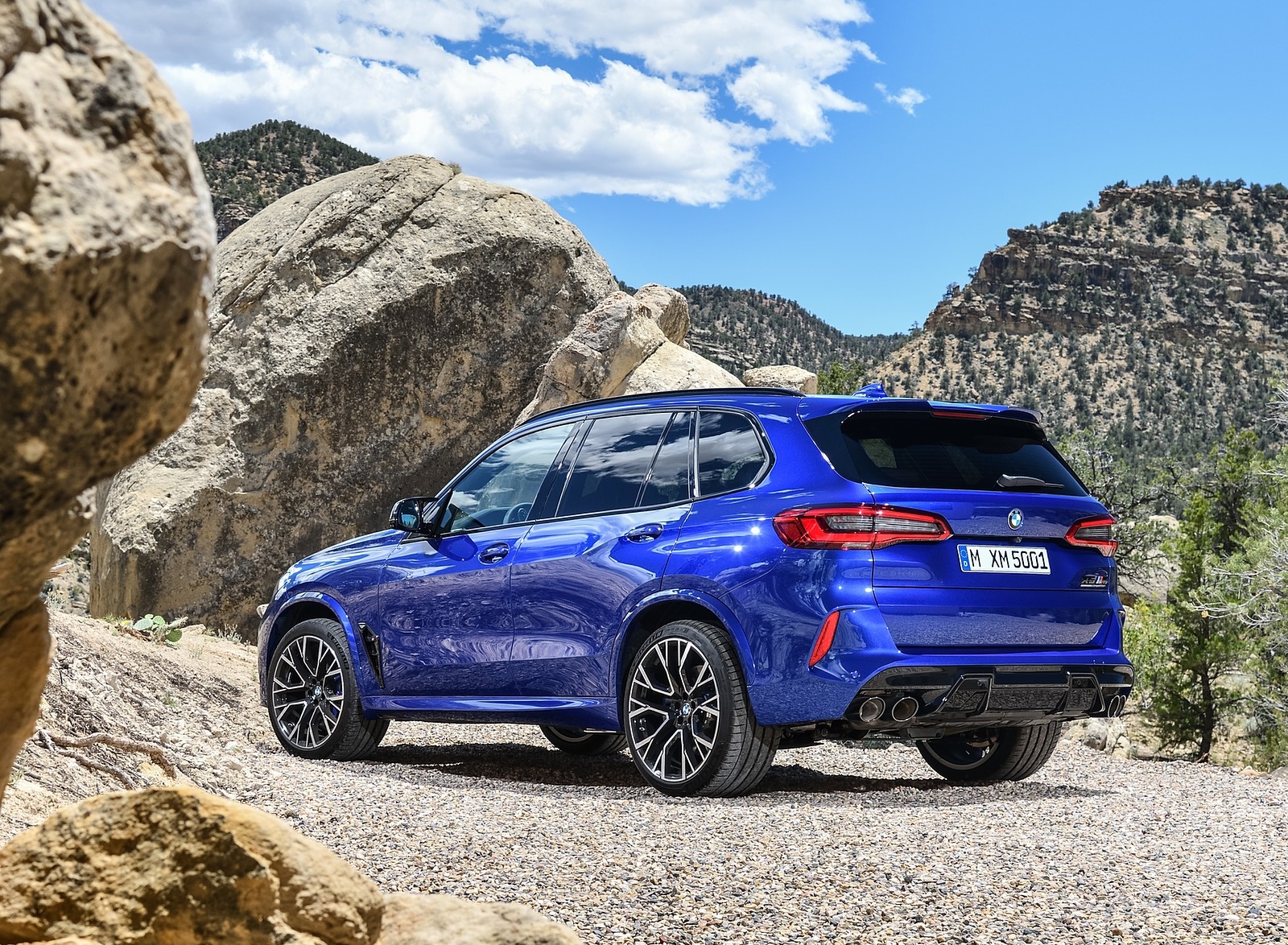 2020 BMW X5 M Competition Rear Three-Quarter Wallpapers #39 of 78