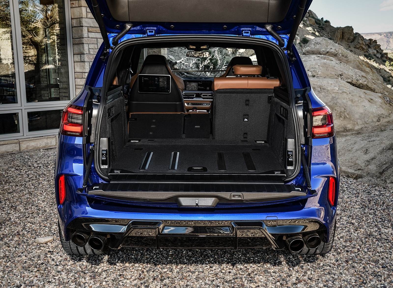 2020 BMW X5 M Competition Trunk Wallpapers #66 of 78